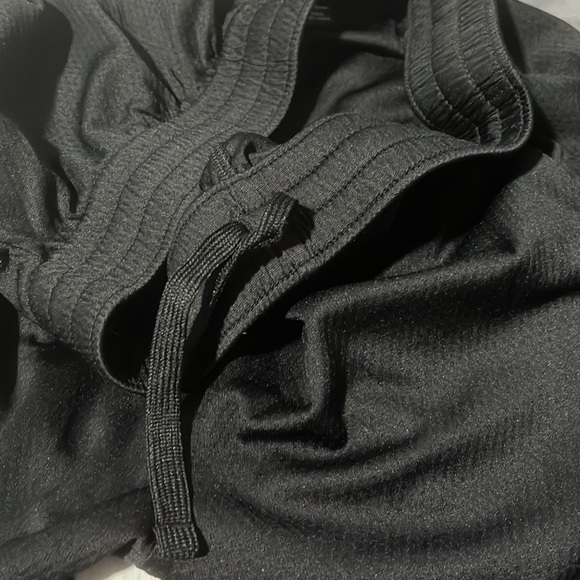 Nike athletic shorts - Picture 5 of 5